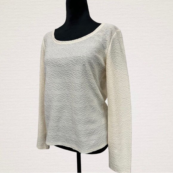 Women’s XS J.Jill Cream Textured Stretch LS Top - Picture 4 of 6